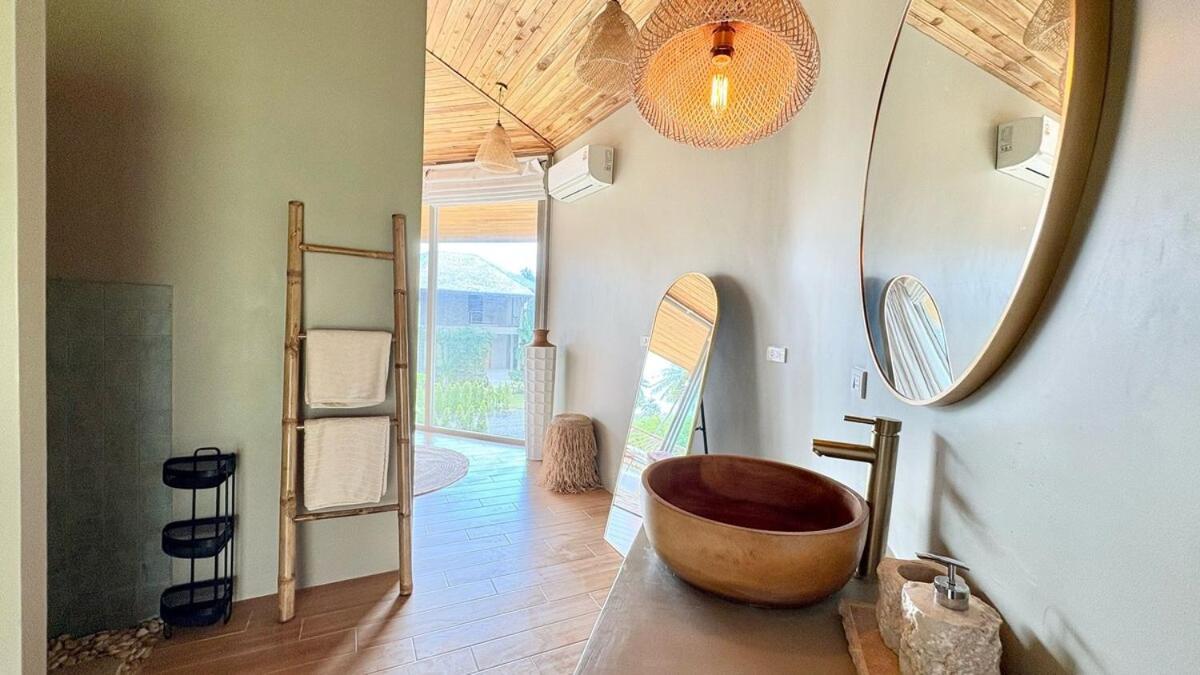 Carbana Lodge, Palmy Villa, Eco *